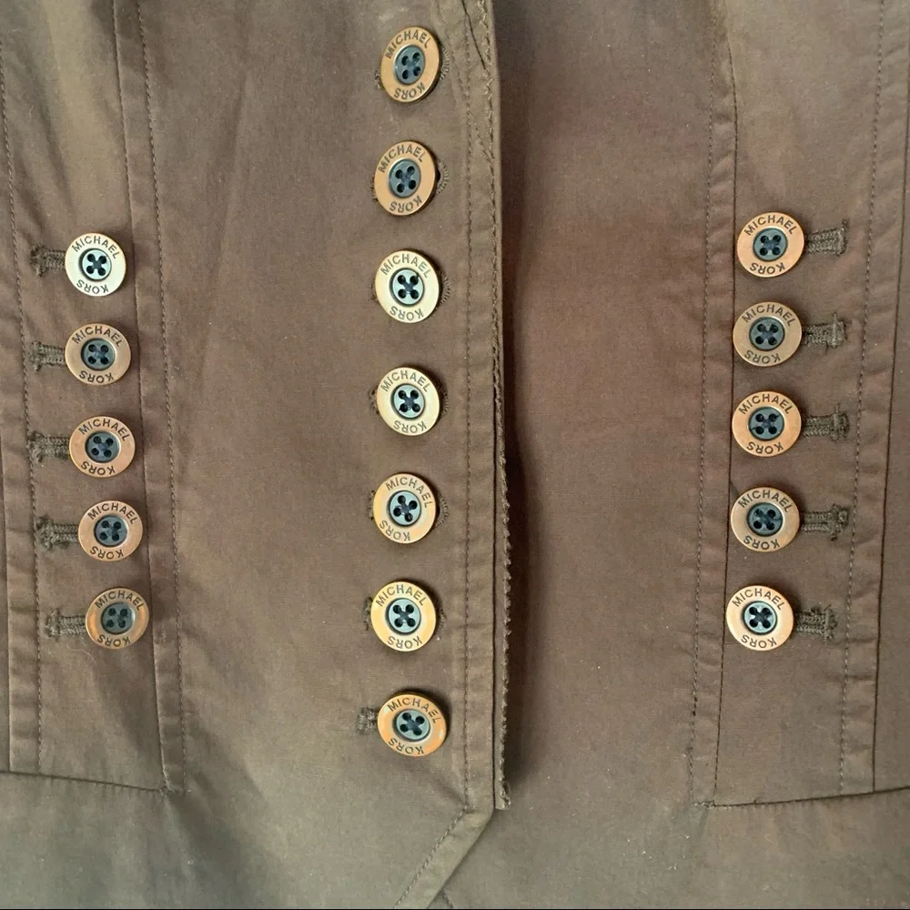 Vintage Michael Kors Brown Blazer with 3/4 sleeves & unique button detail Size 6 - Picture 7 of 11
